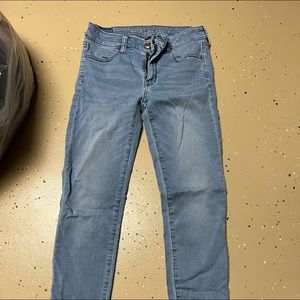 American Eagle Jeans. Size 2 Jeggings. Like new